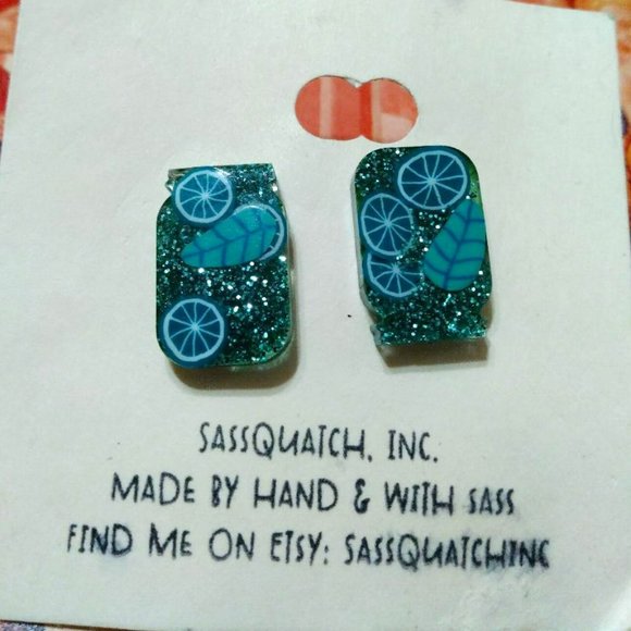 Lime Slice Resin Earrings - Picture 1 of 1